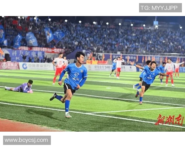 文昌足球球星闪耀绿茵点燃海南热潮引领家乡体育发展新风尚 文昌足球球星闪耀绿茵点燃海南热潮引领家乡体育发展新风尚