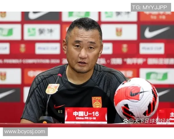 中国足球曾引进过哪些国际球星及其背后的转会故事分析