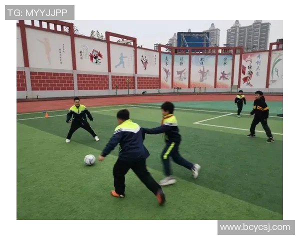 球星亲授足球射门技巧 提升射门精准度和爆发力的秘诀揭秘